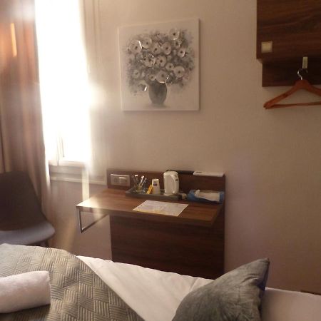 Hotel Le Rochegude Albi Bagian luar foto